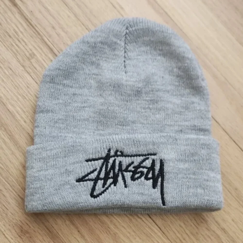 Stussy Cuff Stock Beanie - GREY HEATHER - Picture 1 of 3